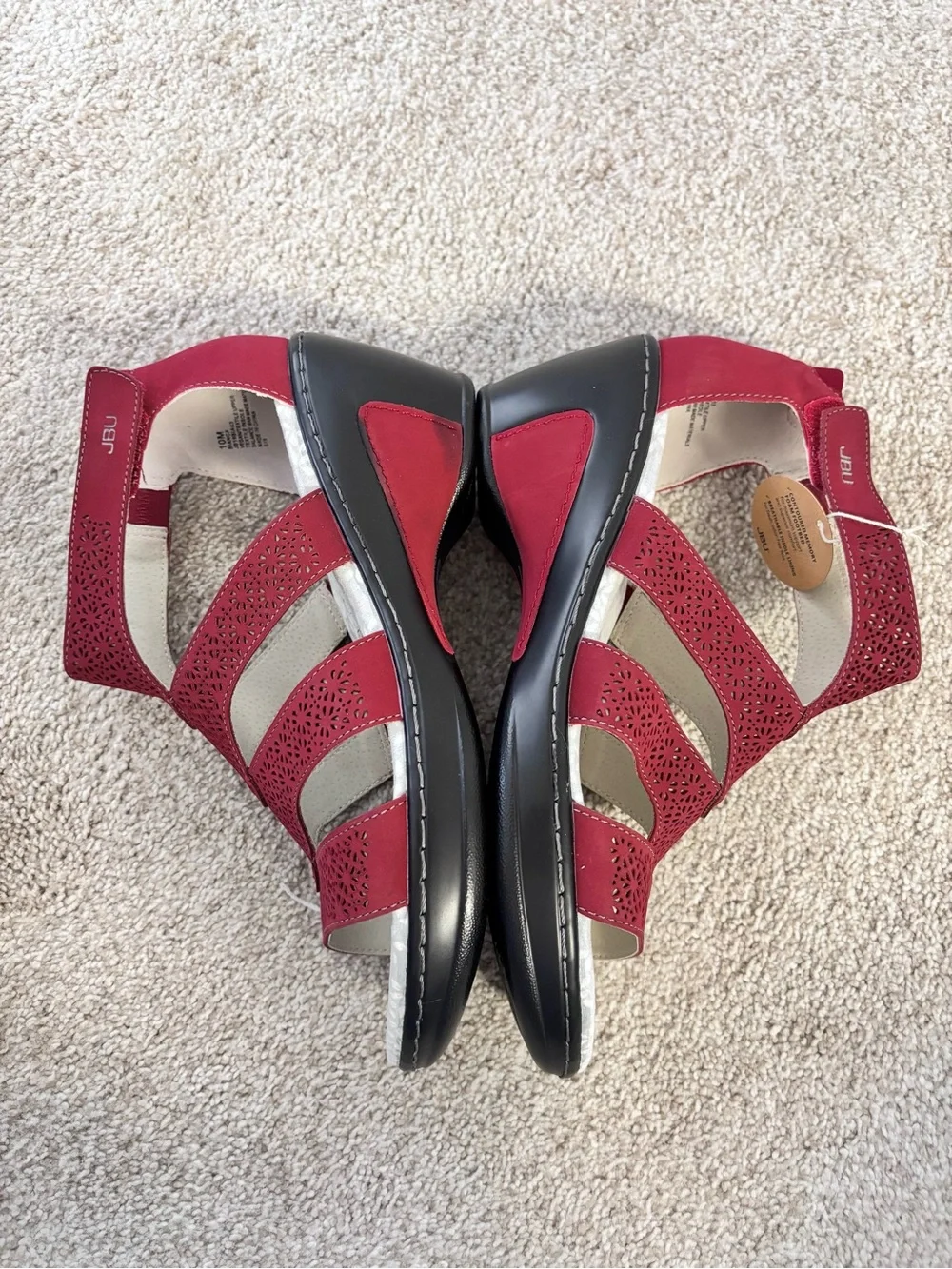JBU NWT Jambu Bianca Red Wedge Vegan Sandals Size 10M